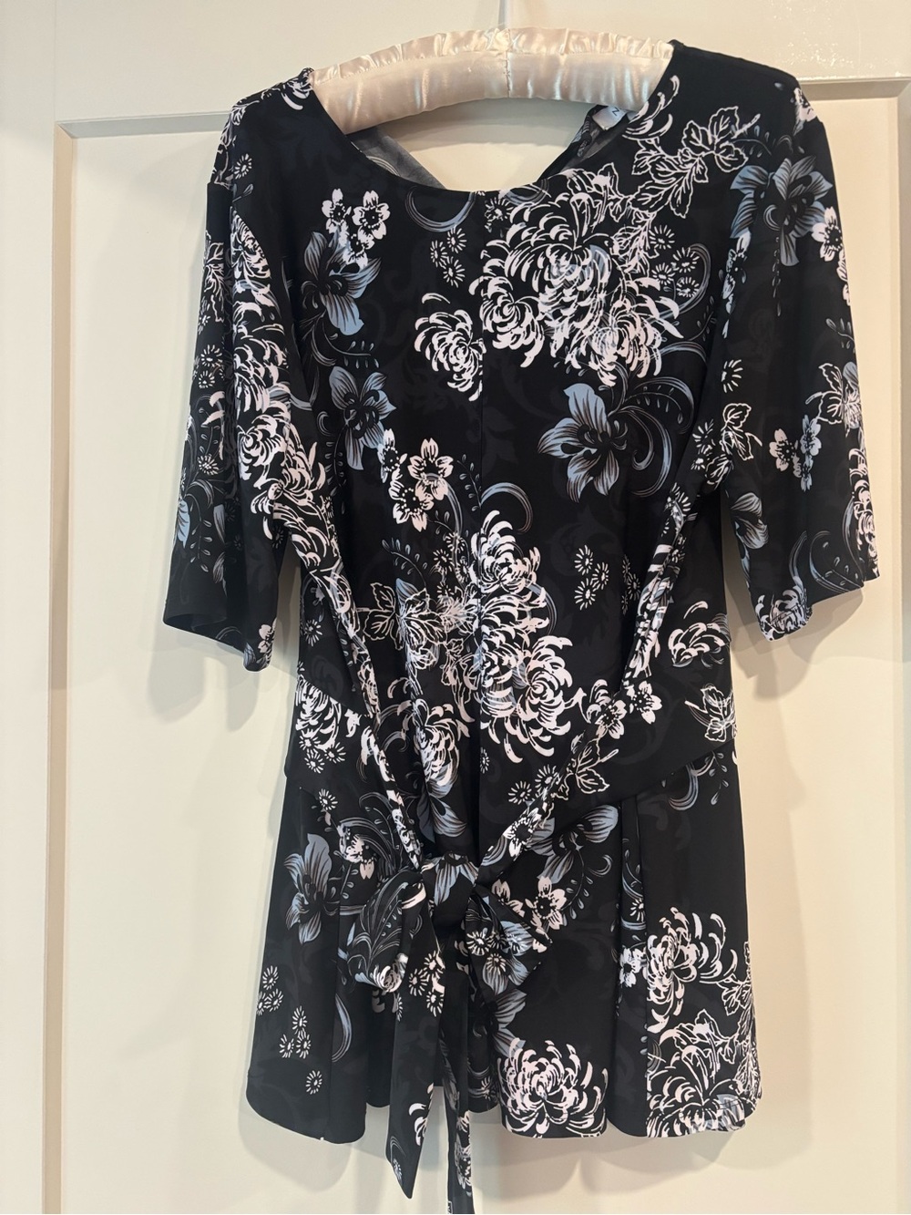 Floral Tie-Waist Black Blouse with White & Gray Print